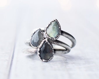 Oxidized Silver Labradorite Ring | Labradorite feldspar ring | Labradorite teardrop ring | Organic gemstone jewelry | Mineral stacking ring