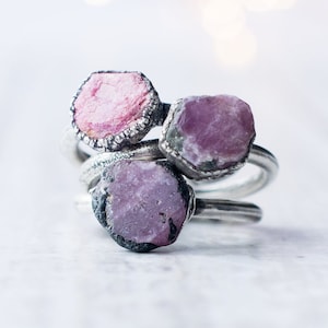 Oxidized Silver Ruby ring | Red ruby crystal ring | Raw crystal ring | Rough ruby gemstone ring | Oxidized Silver Ruby Ring