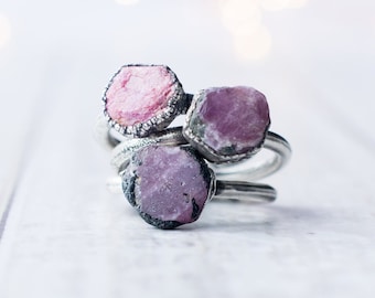 Oxidized Silver Ruby ring | Red ruby crystal ring | Raw crystal ring | Rough ruby gemstone ring | Oxidized Silver Ruby Ring