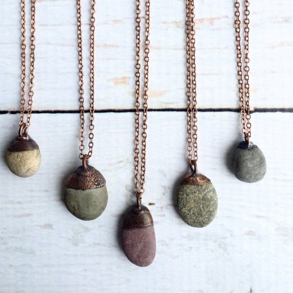 Beach pebble necklace | Raw stone necklace | Beach stone necklace | Pebble pendant on copper chain | Marthas Vineyard beach pebble necklace