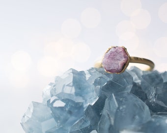 SALE Gold Ruby ring | Red ruby crystal ring | Raw crystal ring | Rough ruby gemstone ring | Gold Ruby Ring