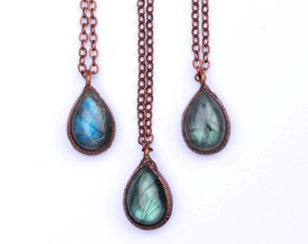 Labradorite necklace | Blue Labradorite necklace | Raw mineral Jewelry | Organic stone jewelry | Labradorite cabochon necklace