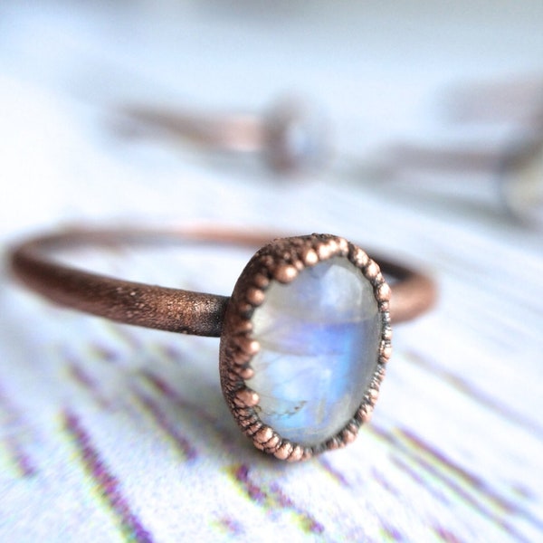 Rainbow moonstone ring | Simple stone stacking ring | Moonstone stacking ring | Electroformed mineral jewelry | Organic stone jewelry