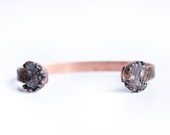 Bransoletka z kryształu druzy księżycowej | Bransoletka z naturalnego druzy | Bransoletka z surowego druzy formowanego galwanicznie | Bransoletka z kryształu górskiego | Bransoletka księżycowa