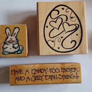 3 Easter Egg Spring Bunny & Quote Timbro in gomma montato su legno di All Night Media Denami Design Annette Watkins raro lotto difficile da trovare