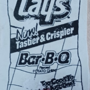 Timbro in gomma montato su legno per barbecue con patatine fritte Lays, snack vintage ultra rari, cibo da picnic