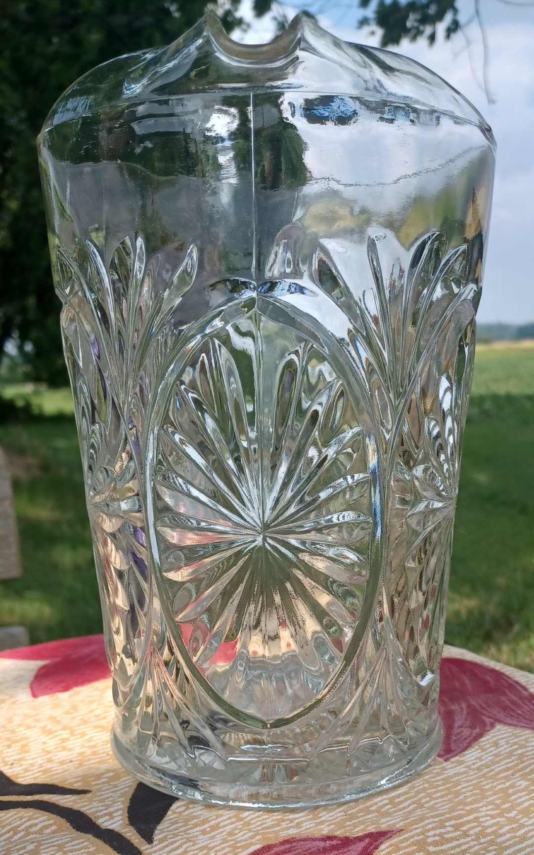 Vintage Anchor Hocking Medallion Heavy Pressed Pattern Glass Pitcher Etsy