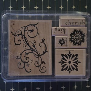 Sellos de goma vintage montados en madera con motivos florales en espiral y estilo barroco de Stampin Up 2007