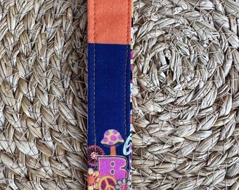 Retro bloemen sleutelhanger polsbandje