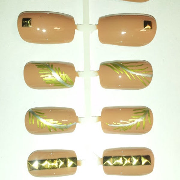 50% Off >>Clearance<< Set of 12 Artificial Nude & Studded handpainted Press on nails.