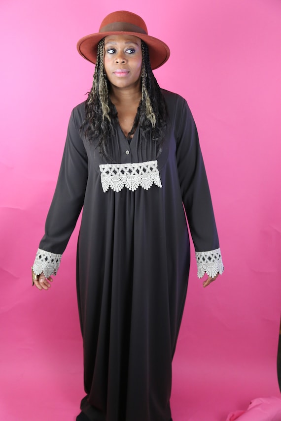 Beautiful Black Kaftan Dress Large Long Gothic Boh