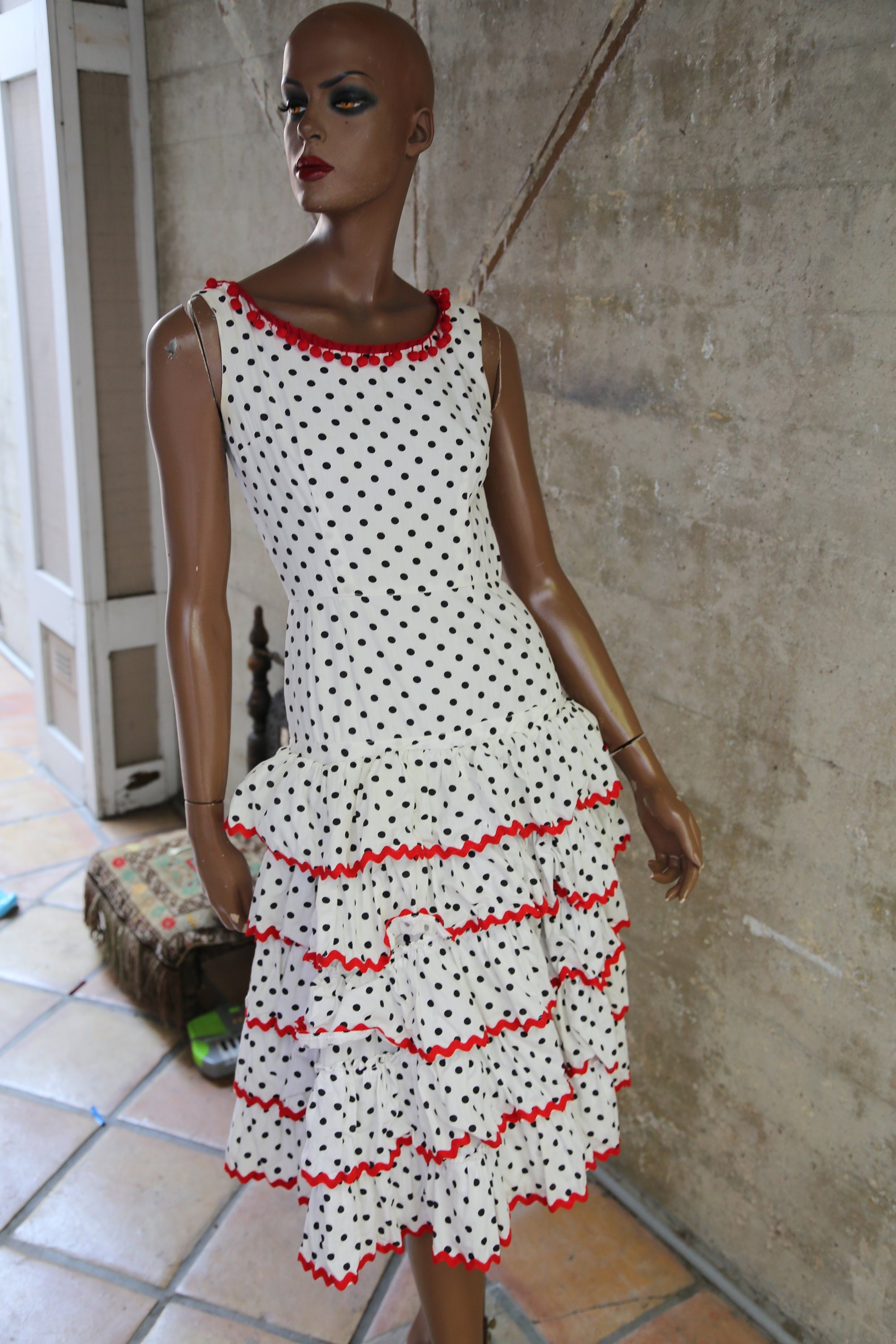 polka dot dress 1950s