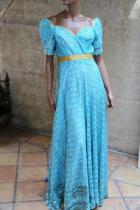 BLUE AND GOLD Vintage 1960s Dress 60s Beautiful R… - image 3