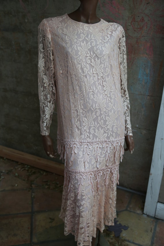 1980s Dave and Rose Dress Lace Peachy Pink - image 6