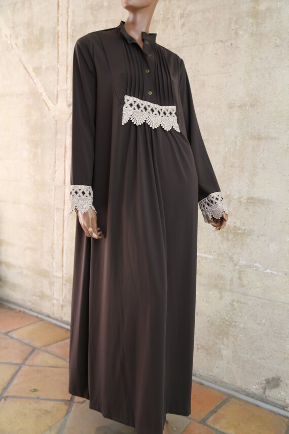 Beautiful Black Kaftan Dress Large Long Gothic Bo… - image 3