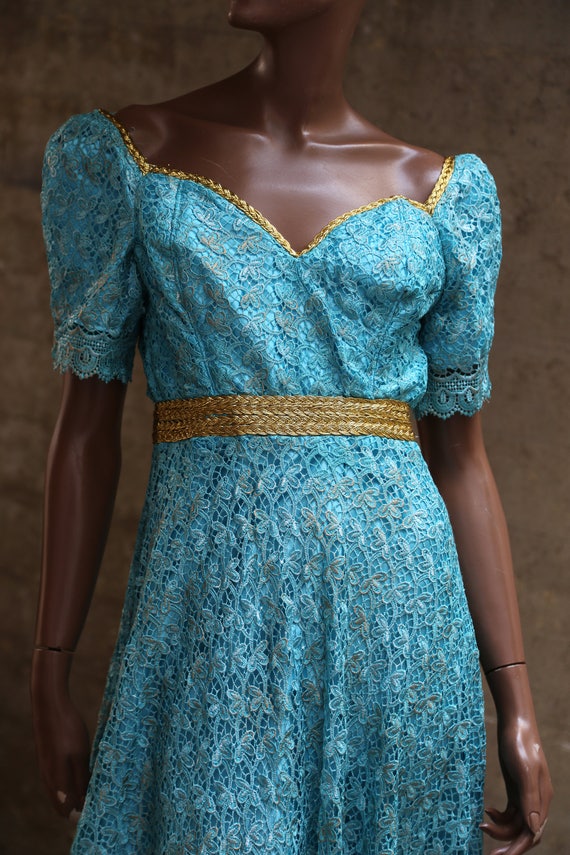 BLUE AND GOLD Vintage 1960s Dress 60s Beautiful R… - image 7