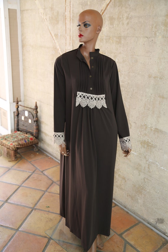 Beautiful Black Kaftan Dress Large Long Gothic Bo… - image 2