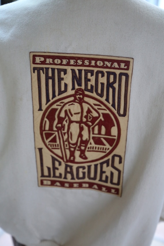 1917 1917 1917 professionnel la veste de Baseball blanc Negro Leagues Made in USA des années 80 Remake de Baseball Fan Chicago patché génial Lettermans veste RAD f4706b 1917 1917 1917 professionnel la veste de Baseball blanc Negro Leagues Made in USA des années 80 Remake de Baseball Fan Chicago patché génial Lettermans veste RAD f4706b