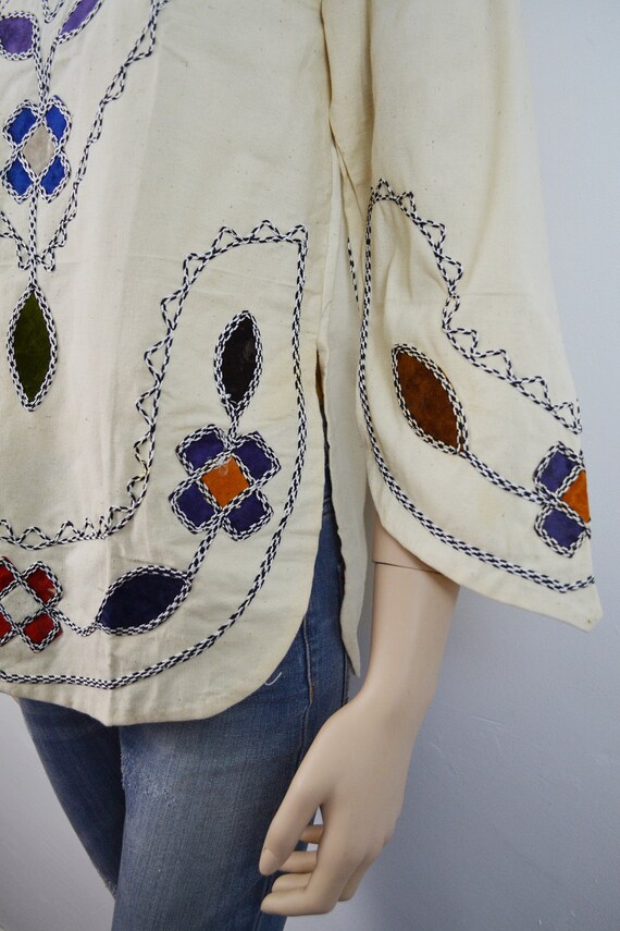 60s vintage Indian Tunic with Velvet felt patch 7… - image 4