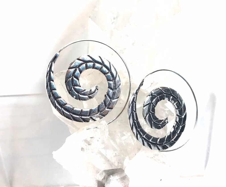 Swirling Leaf/Feather Earrings Bali Silver Style image 2