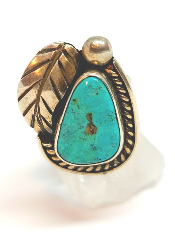 Native American Sterling Silver Ring ft. Turquoise Cabochon-size 4.5