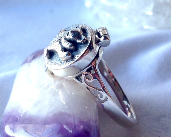 Bear Poison/Stash Ring