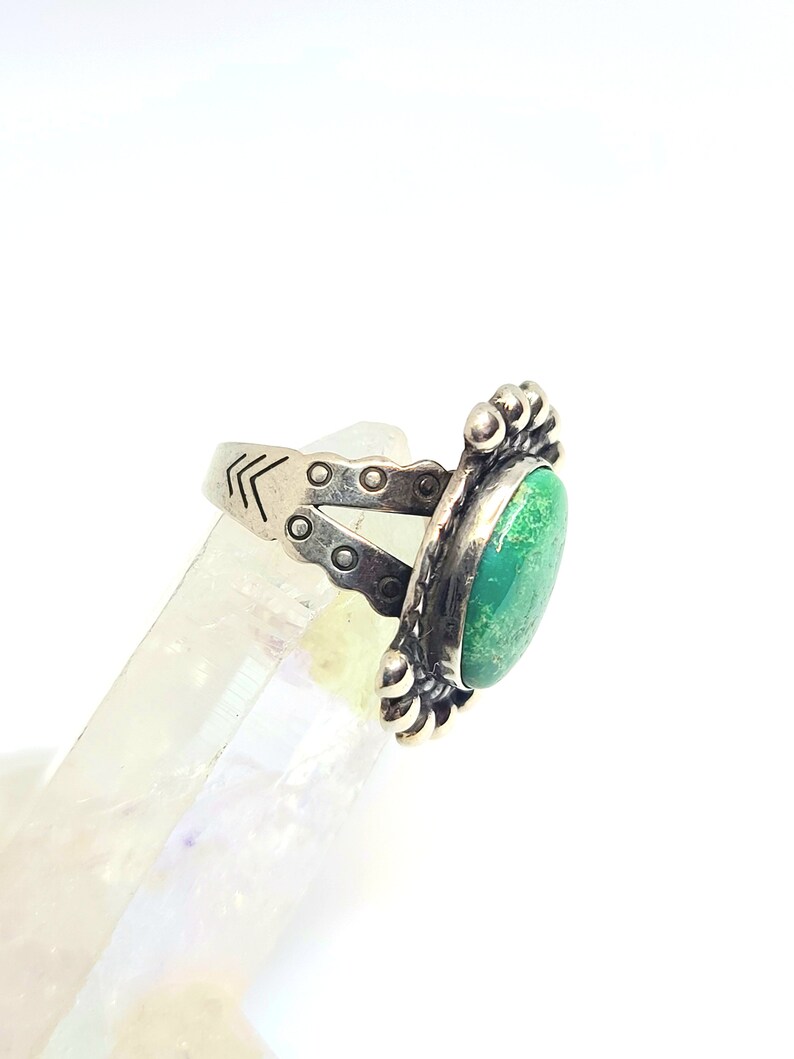 Sterling Silver Ring ft. Turquoise Cabochon Size 5 image 2