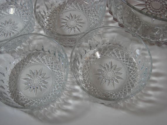 Vintage Clear Green Glass Salad Bowls Set of 6 Large Round Bowl Small Bowls