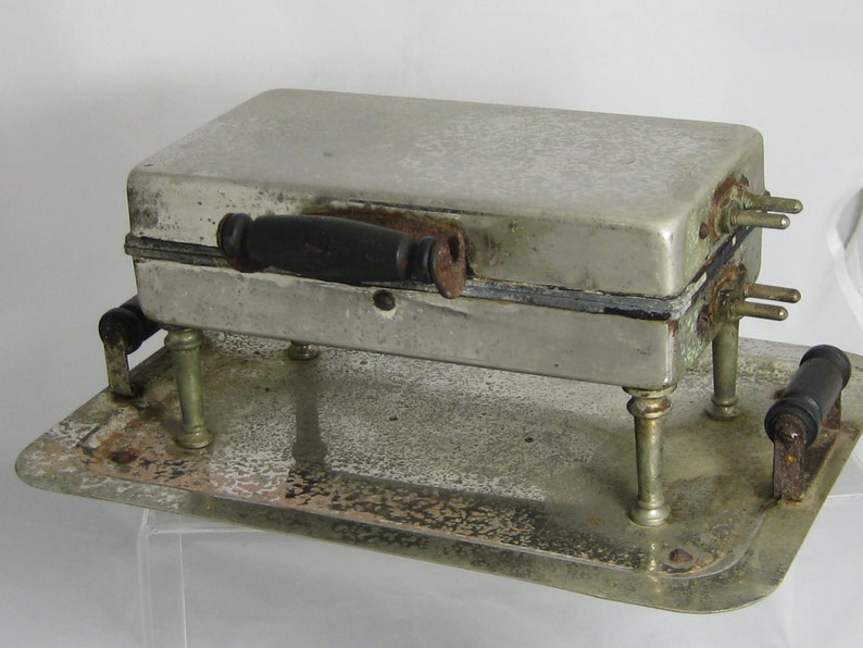 Antique Waffle Iron From Universal Early 1900's Would Make Etsy