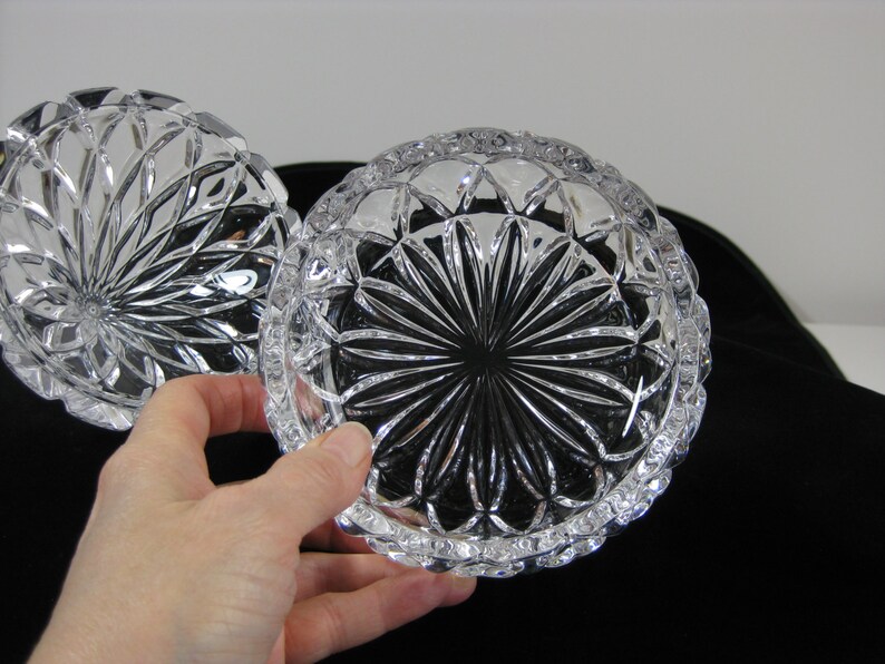 Vintage diamond cut Hershey/'s Kiss shaped clear glass candy dish