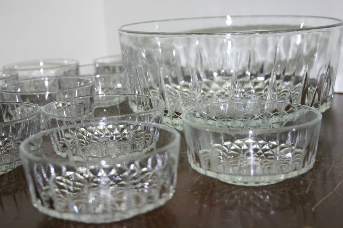 Arcoroc France Vintage Glass BowlsSalad and 10 dessert bowls Etsy