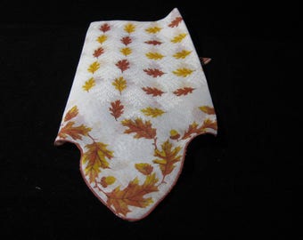 Vintage Fall linen handkerchief/table linen with soft scalloped decorative edges