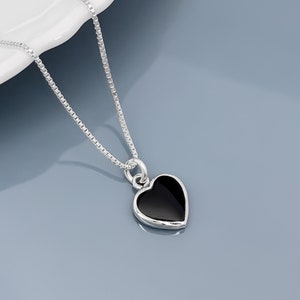 Tiffany black heart charm top