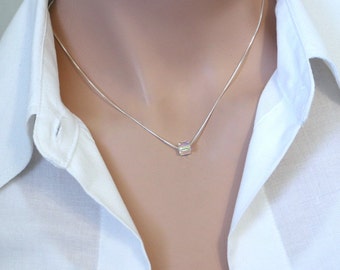 Cube Necklace, Swarovski Cube Crystal Necklace, Layering Necklace, Choker Necklace, Simple Necklace, Gift for Her, Best Friend Gift. Choker