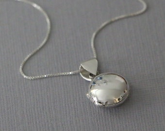 Sterling Silver Locket Necklace, Locket Necklace, Simple Necklace, Best Friend Gift, Birthday Gift Necklace