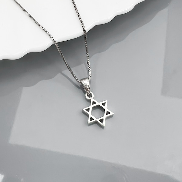 Tiny and Dainty Sterling Silver Star of David Necklace, Star of David Pendant, Judaica, Jewish Necklace