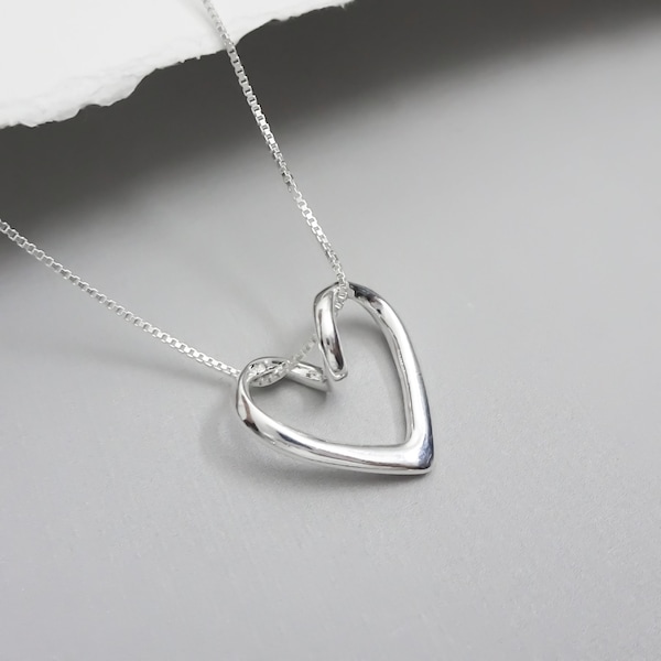 Open Heart Necklace, Sterling Silver Heart Necklace, Wife Gift, Girlfriend Gift, Valentines Day Gift for Mom, Birthday Gift Necklace