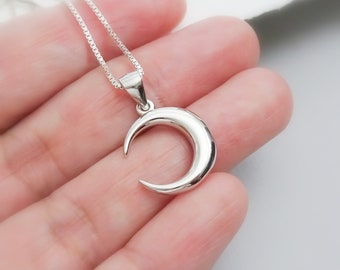 Tiny Sterling Silver Crescent Moon Necklace, Simple Crescent Moon Necklace, Casual Necklace, Girlfriend Gift Necklace, Moon Necklace+