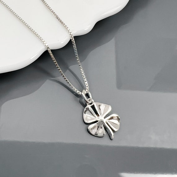 Sterling Silver Green Four Leaf Clover Necklace Tiny Sterling