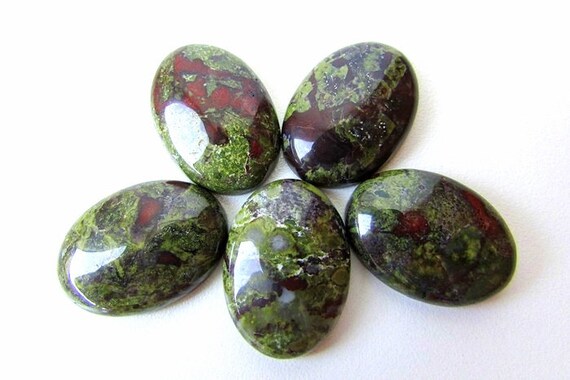 Green and shop red jasper