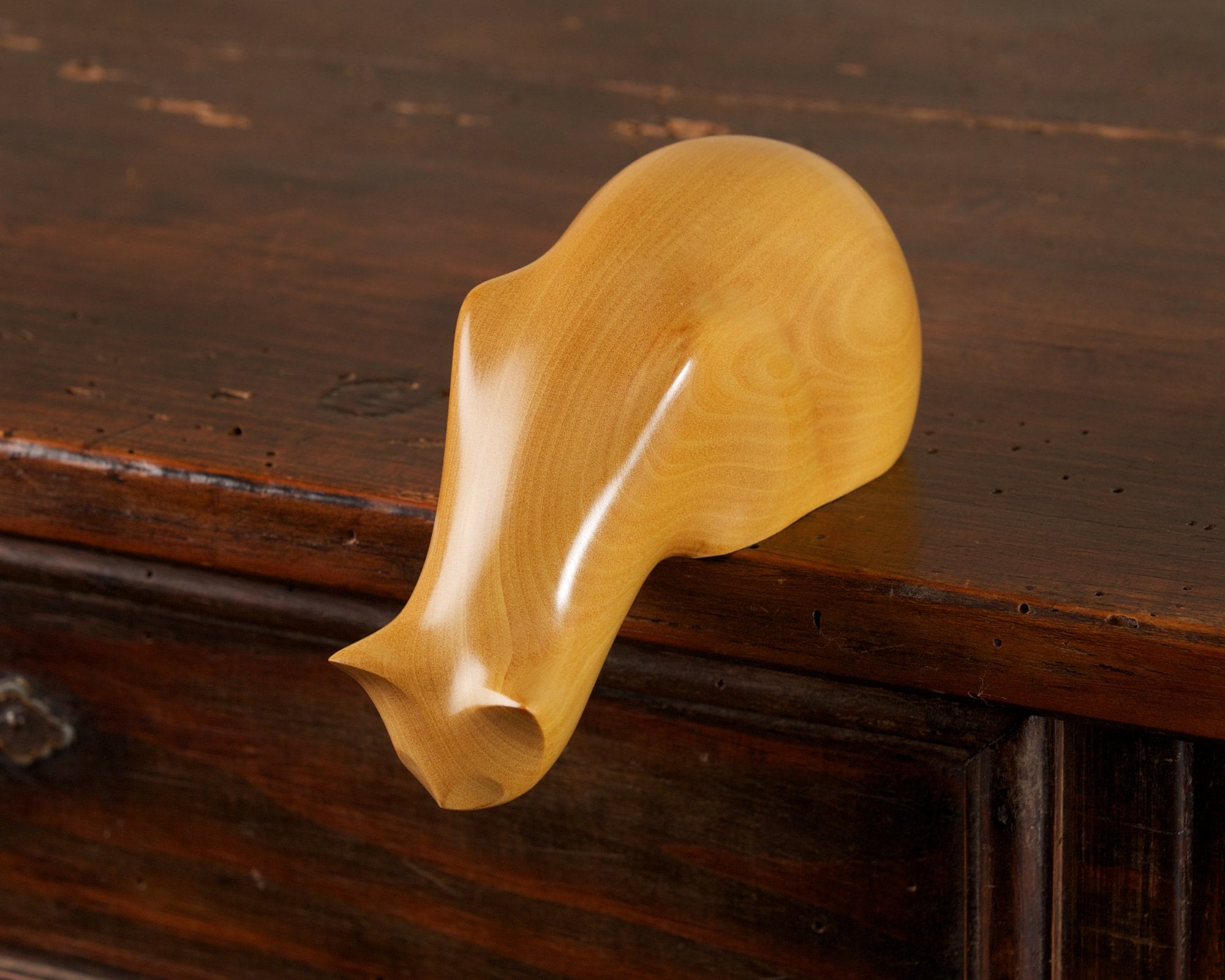 Peeping Tom Cat Sculpture