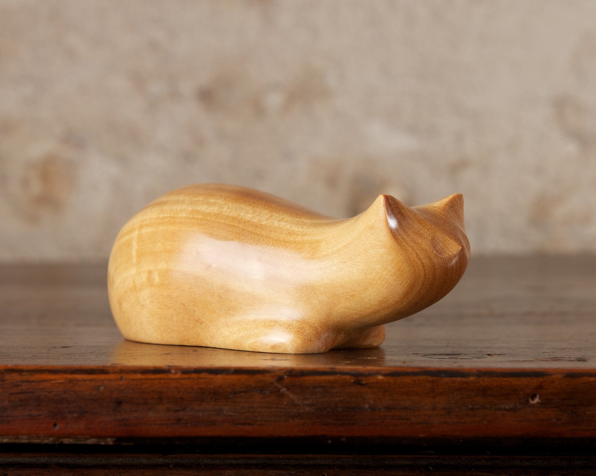 crouching cat garden statue