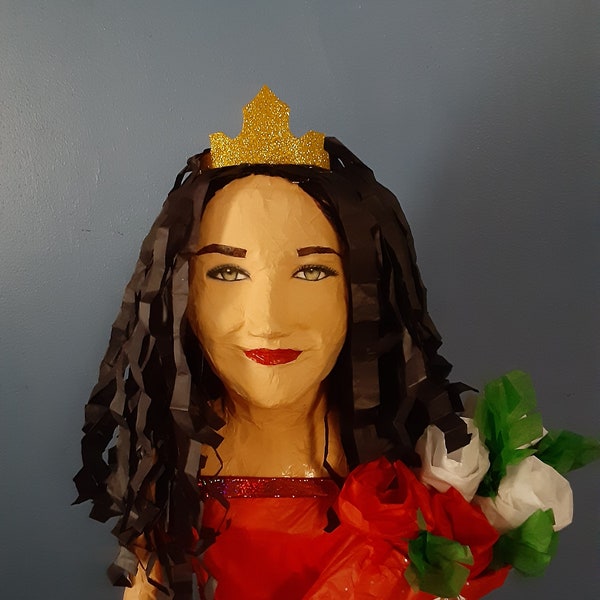 custom person pinata, look a like piñata, portrait piñata...full body!