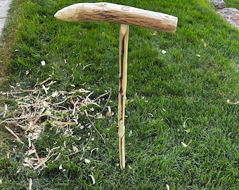Traditional Native American Digging Stick – Handcrafted Wooden Tool for Wildcrafting, Foraging & Gardening