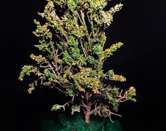 Large Green Completed Model Tree Miniature For Dioramas, Wargaming, Railway Railroad Layout Scenery