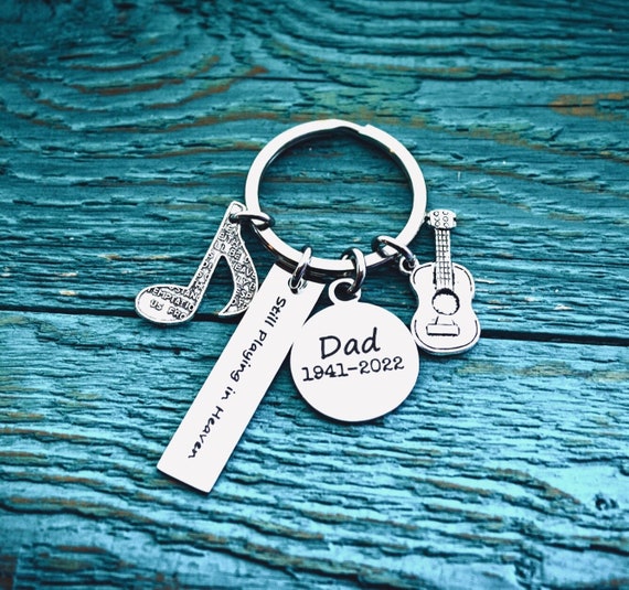 Davrock Cool Guitar Gifts For Men Unique Guitar Accessories Keychain Music Stuff Musician Gifts For Men Women Music Lovers Gift For Musicians Christmas Stocking Stuffers For Boys At Men's Clothing Store