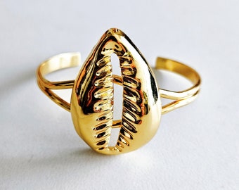 Gold Cowrie Shell Bangle Bracelet, Stainless Steel, Gold Plated