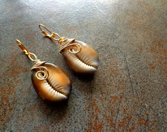 LARGE Sea Shell Earrings, Beach Jewelry, Summer Spring Jewelry, Brown Cowrie Shell Earrings, Tiger Shell Earrings, Natural Jewelry