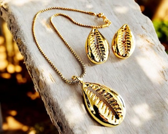 Gold Plated Cowrie Shell Jewelry Set: Boho Tribal Necklace & Earrings