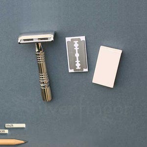 SAFETY RAZOR Stainless Steel  + 5 Double Edge Replacement Shaving Blades